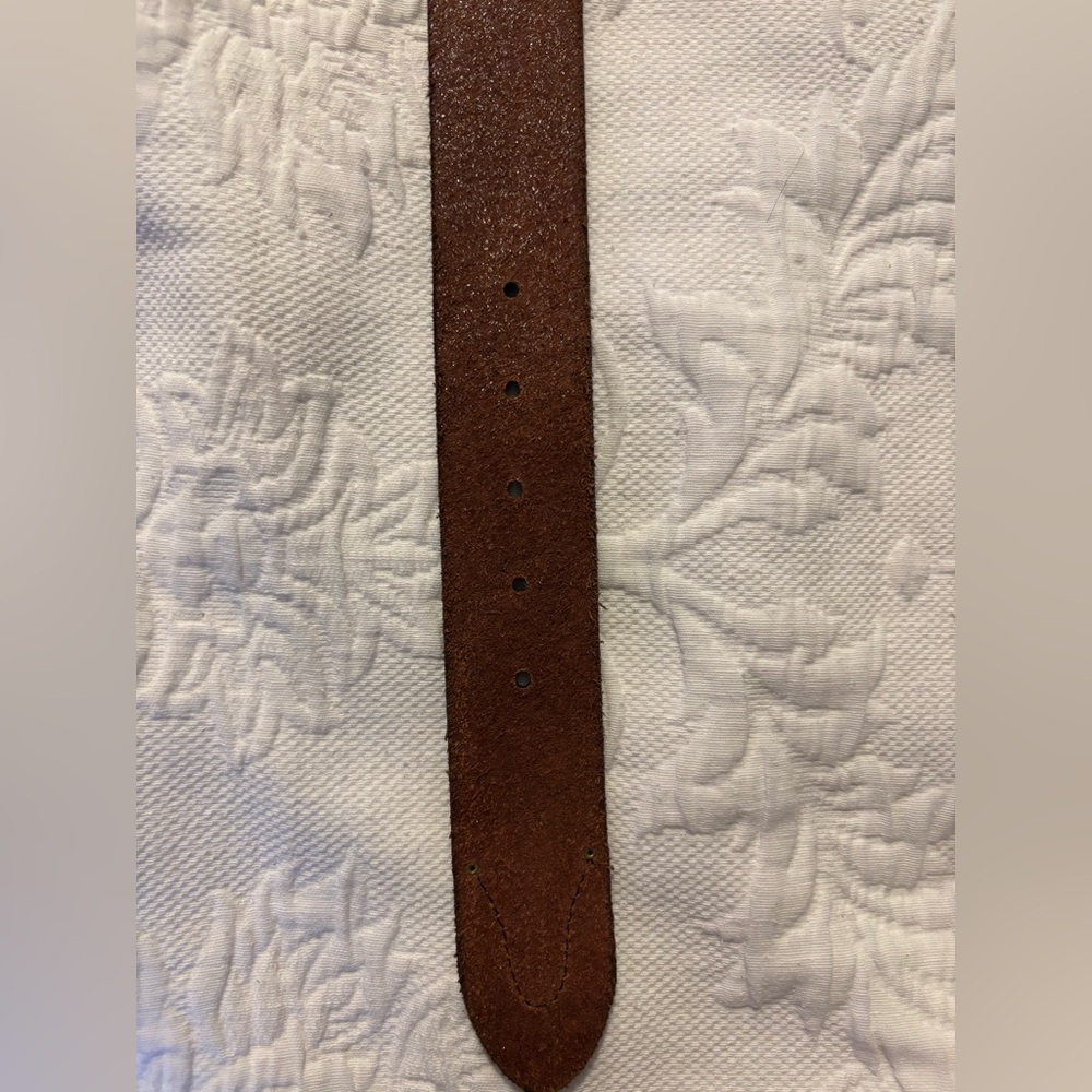 Brown vintage inspired genuine leather size medium Frye belt. Western, boho. - Picture 9 of 16